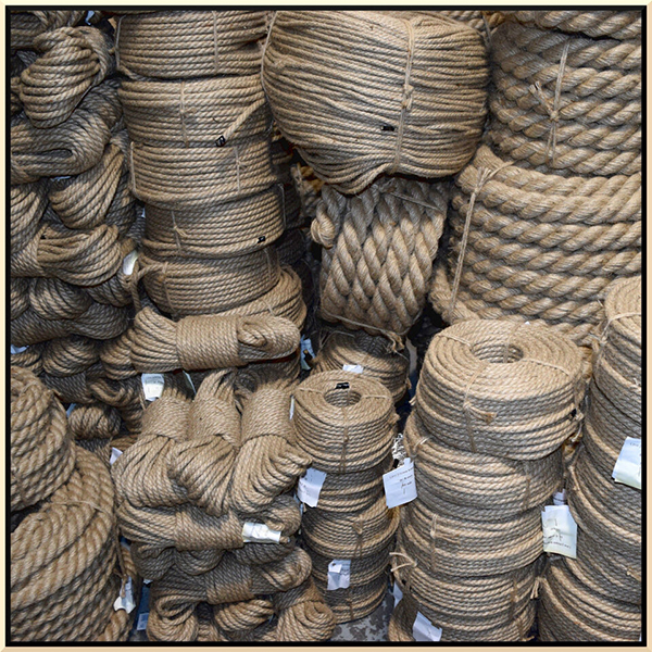 40m Jute Hessian Rope Intricately Braided And Twisted Boating Sash Garden Decking